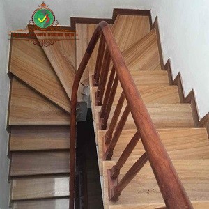 Cầu Thang Đá Wood Quarzite