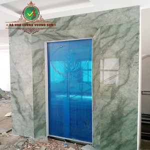 Mặt Tiền Thang Máy Xanh Cẩm Thạch