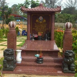 Mộ Đá Hoa Cương Đỏ Ấn Độ