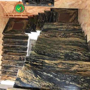 Cầu thang đá Magma Gold