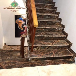 Cầu Thang Đá Brown Forest