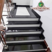 Cầu thang đá đen Ấn Độ – Lựa chọn bền đẹp, sang trọng cho mọi công trình